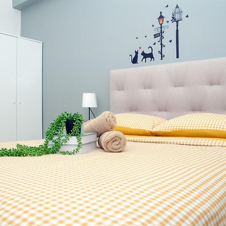 Five H Family Service Apartment 史里肯邦安 外观 照片