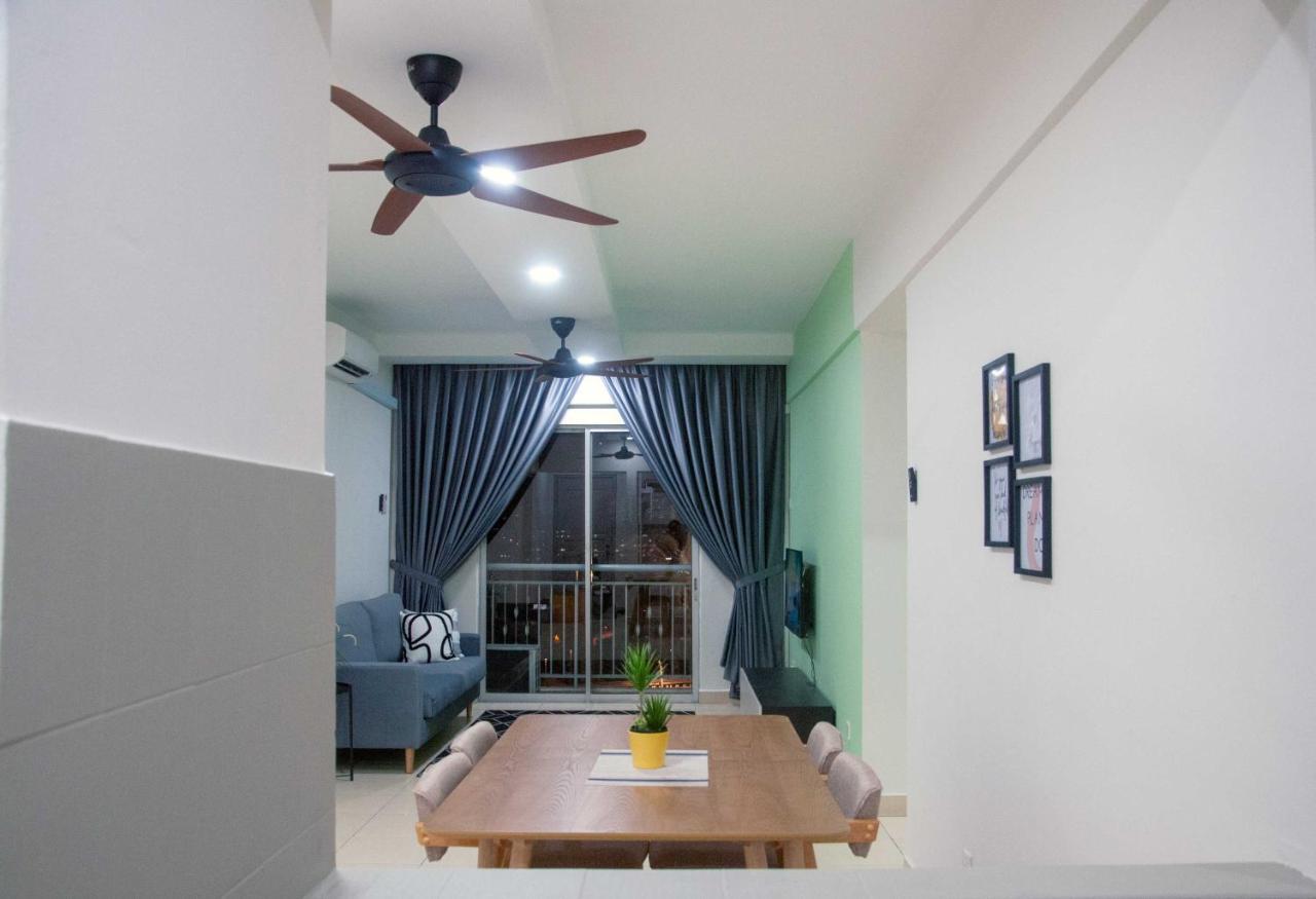 Five H Family Service Apartment 史里肯邦安 外观 照片