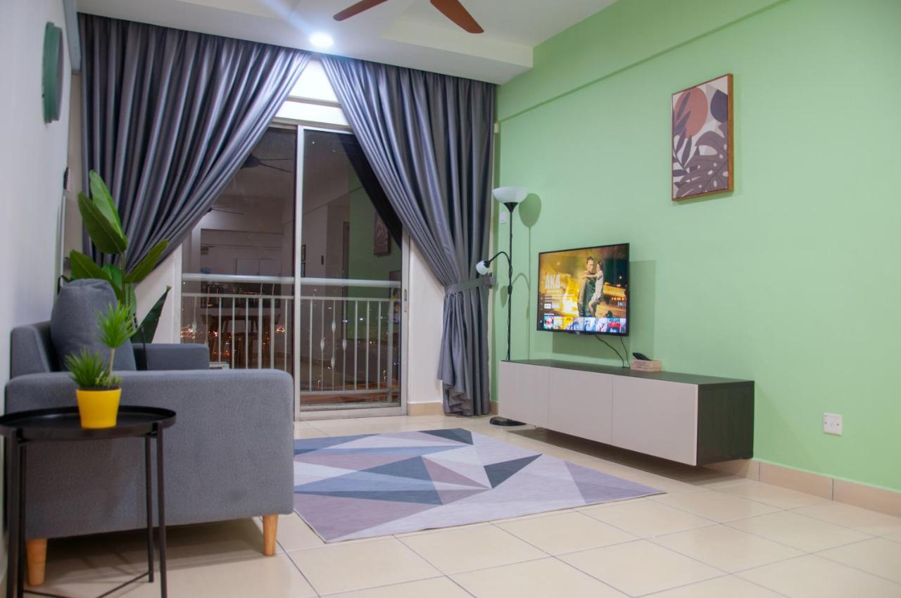 Five H Family Service Apartment 史里肯邦安 外观 照片